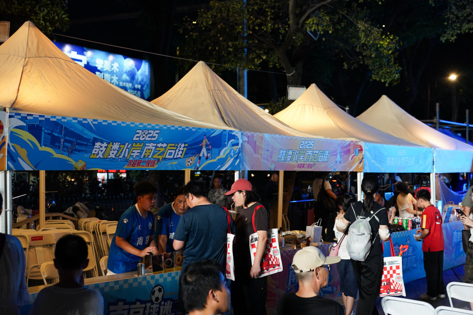 zpcpy, 新华社记者